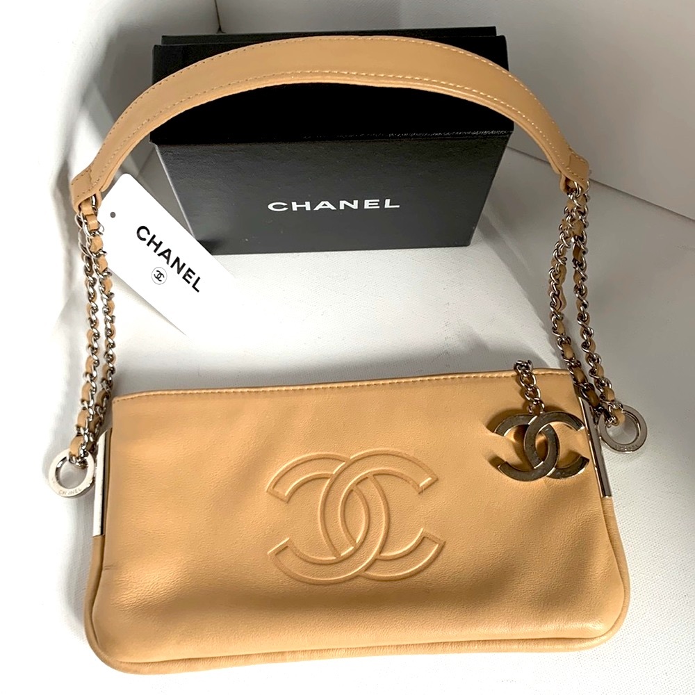 CHANEL Cognac 🤎Quilted Top Handle Bag Beige Tan Coachella Leather Silver CC Logo